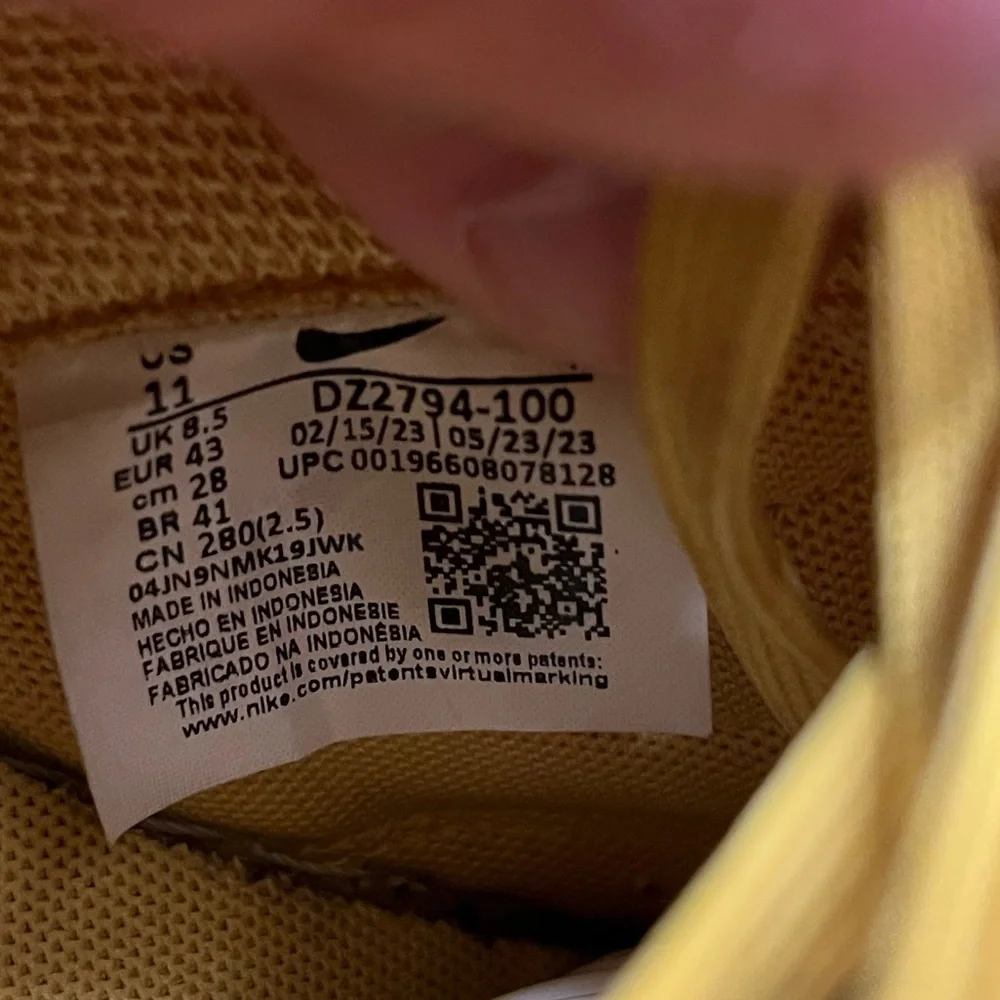 Women’s Nike Dunk Low Twist “Vivid Sulfur / Coconut Milk” Sz 11 - Picture 7 of 7